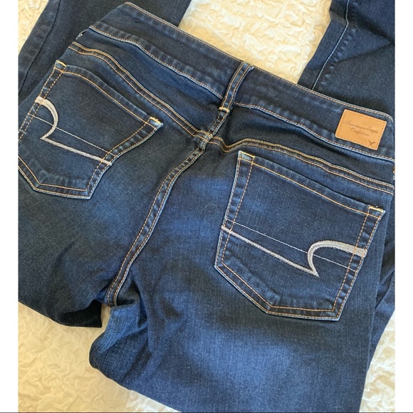 American Eagle Stretch Jeans - Picture 2 of 3